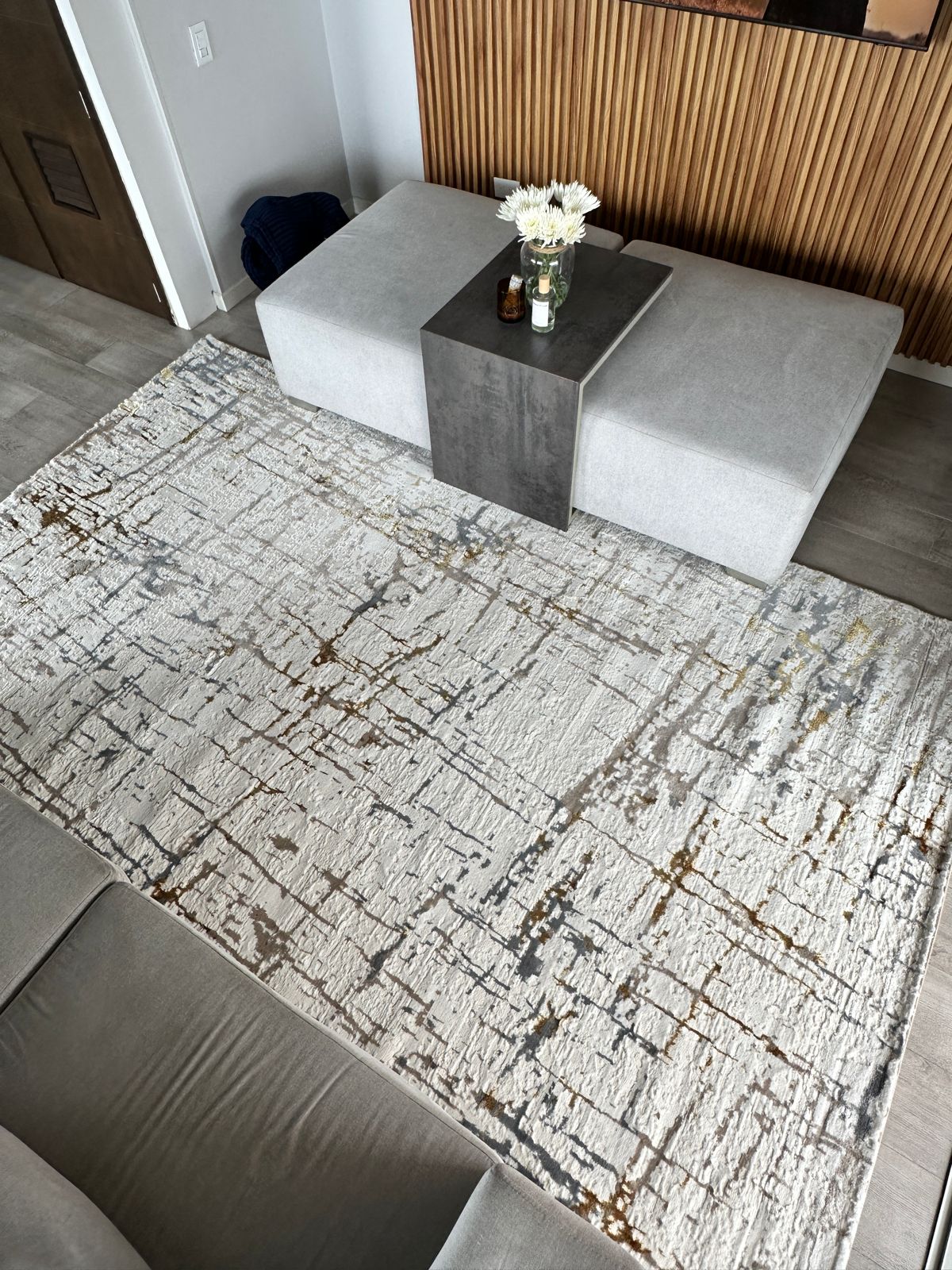 Alfombra Premium Importada de Turquía / Gamma 0336A / Bone - Gold
