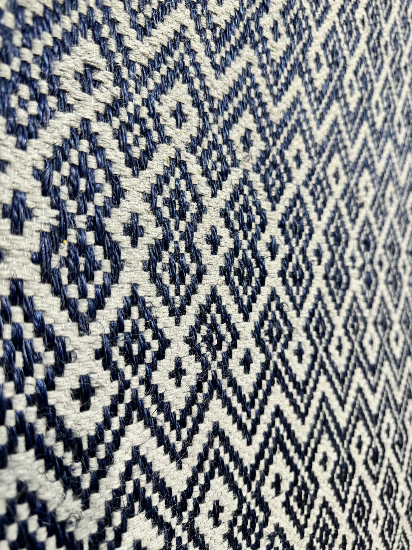 Tapete Tejido Huacaya en Alpaca Peruana y Fique