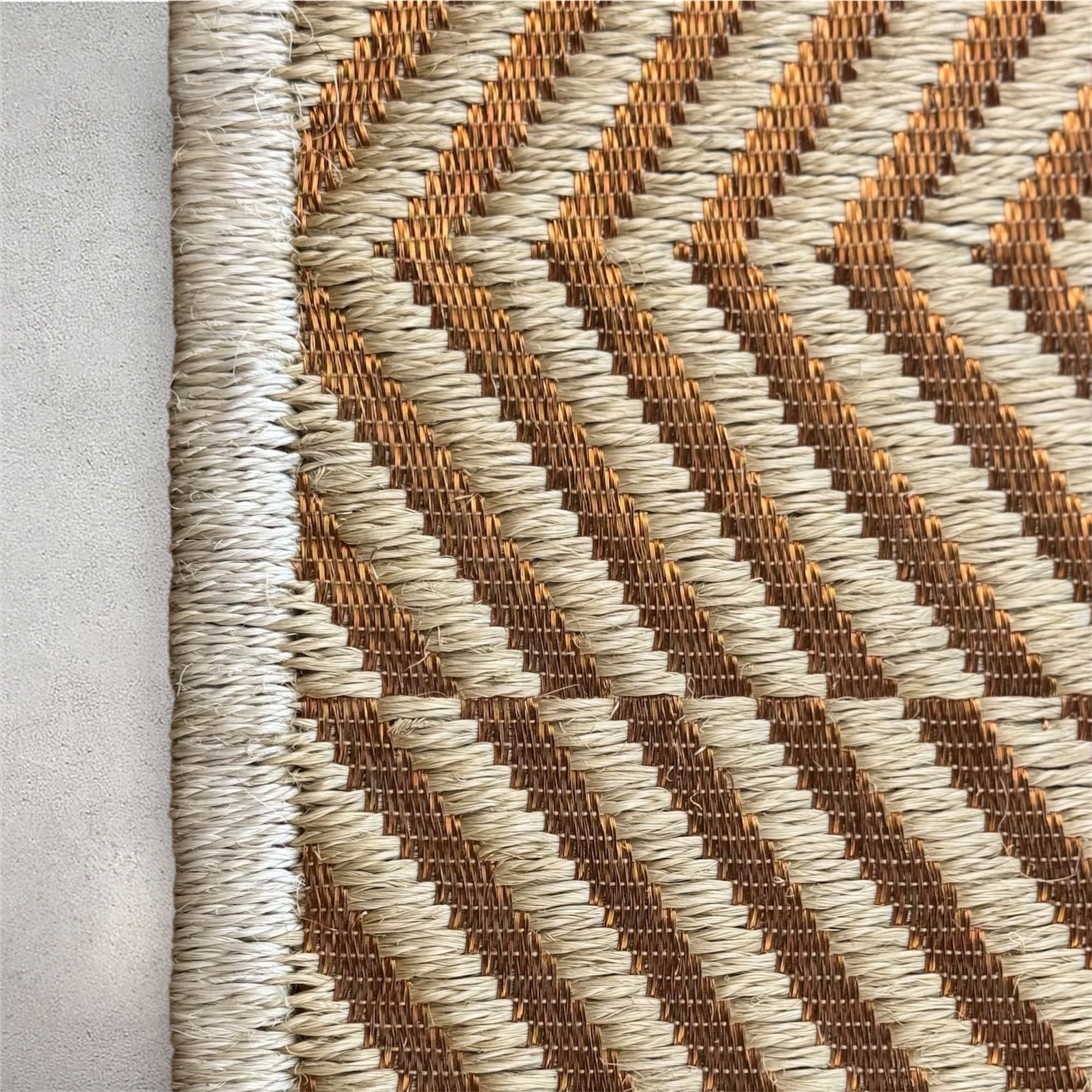 Tapete Tejido Espina de Pescado Doble en Fique y Cobre