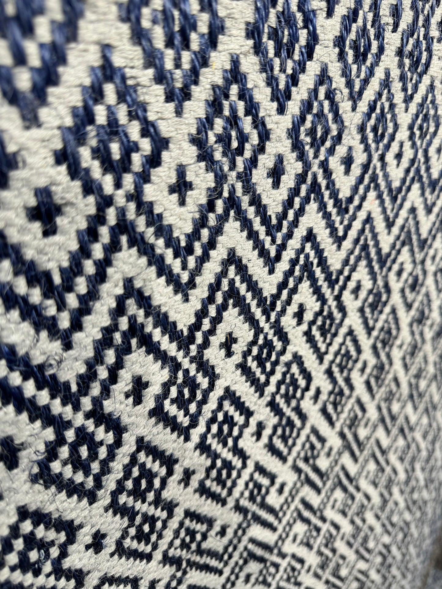 Tapete Tejido Huacaya en Alpaca Peruana y Fique
