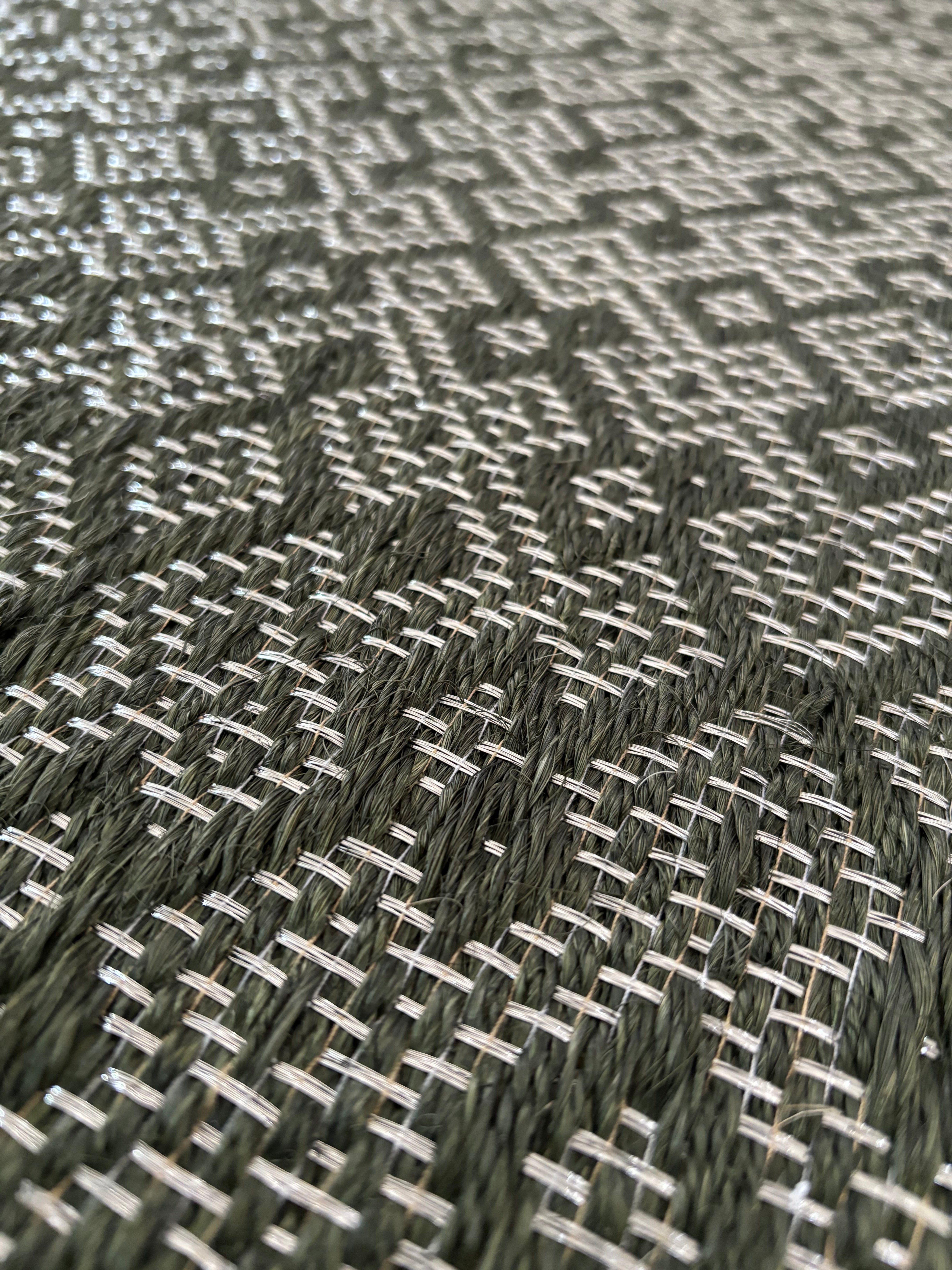 Tapete Tejido Martina en Fique y Metal Plata