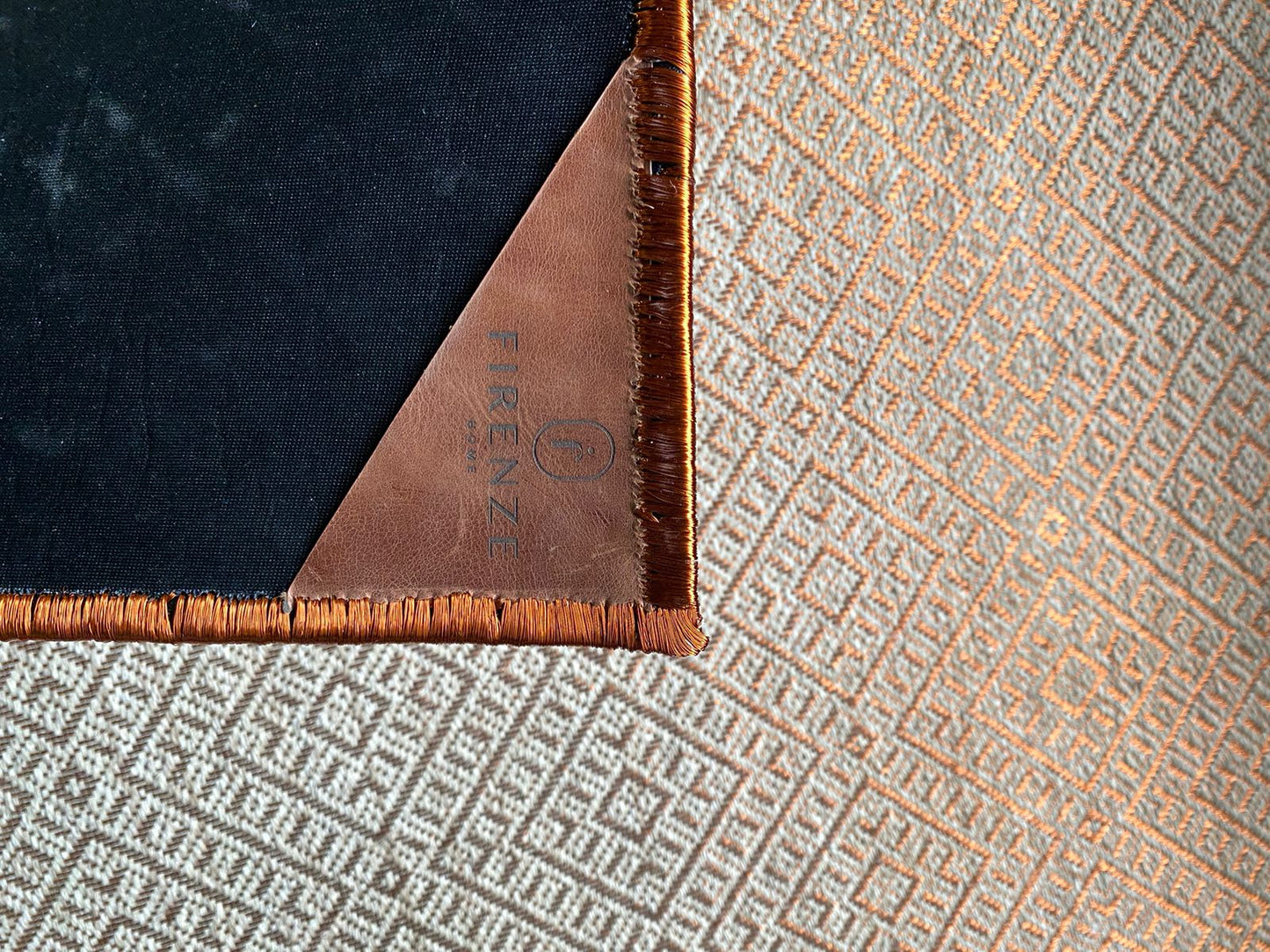 Tapete Tejido Milano en Fique con Cobre / F26