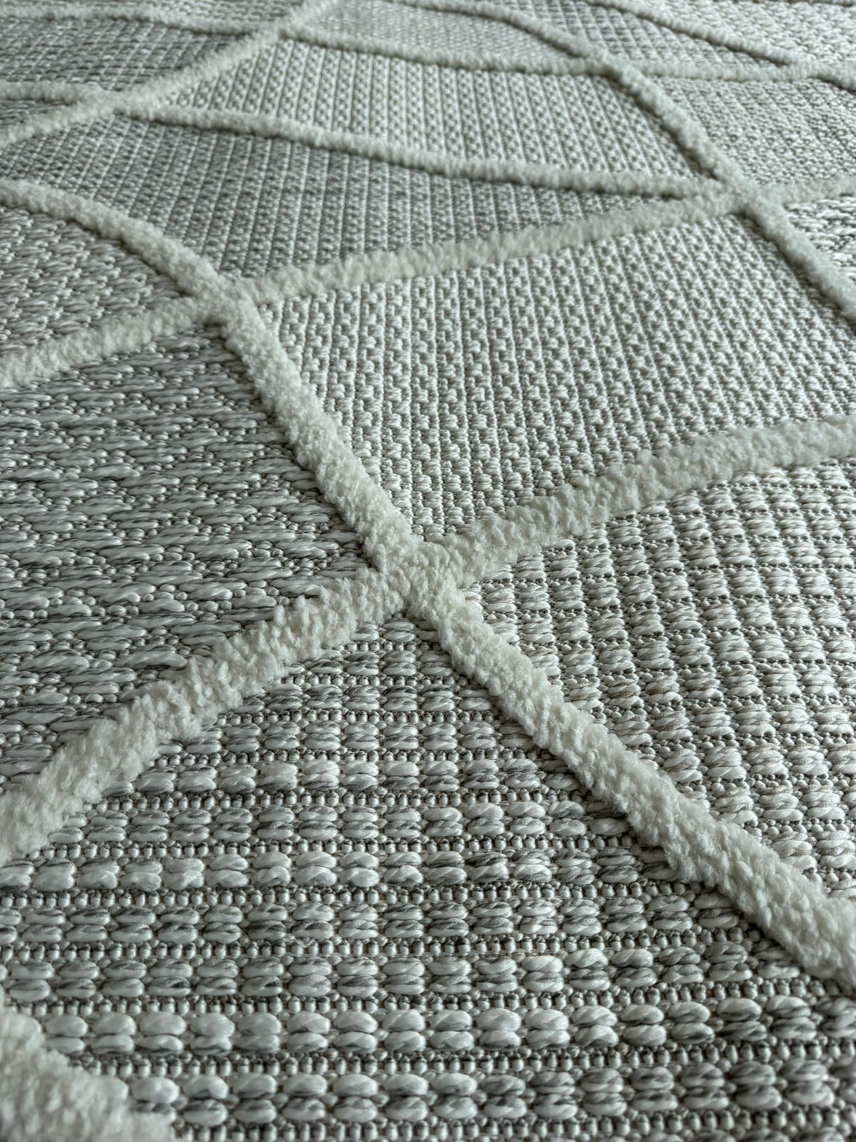 Alfombra Zeugma / 0106A / Bone - L.Grey