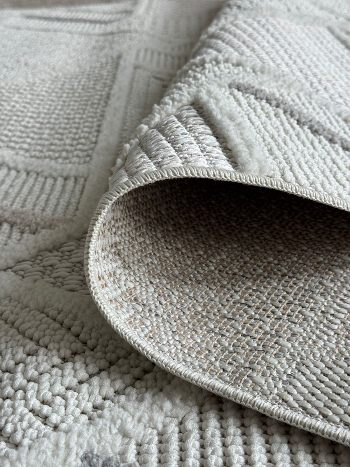 Alfombra / Zeugma / 0021A / Bone - L.Grey