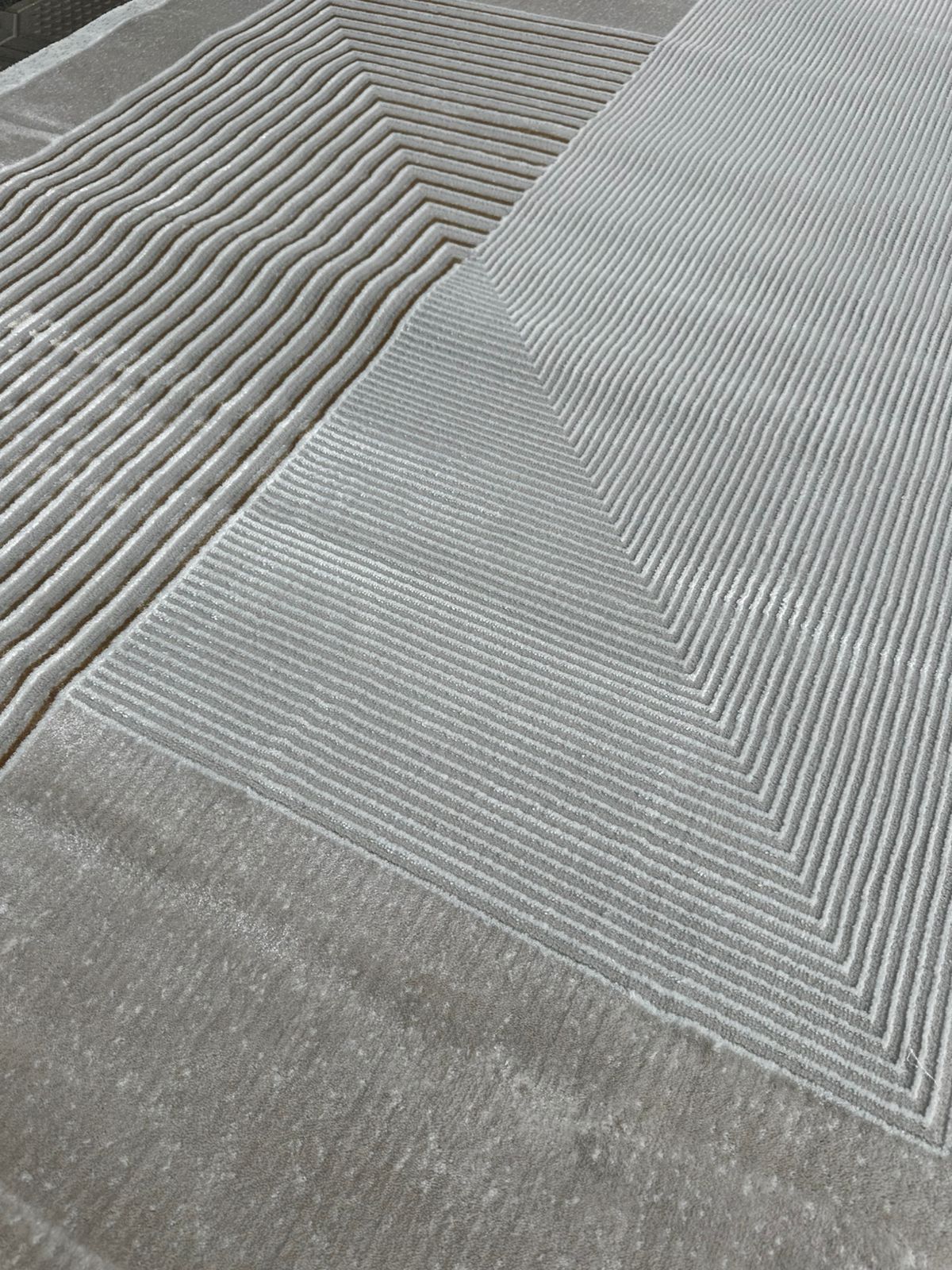 Alfombra Florencia / 0124A / White - Cream